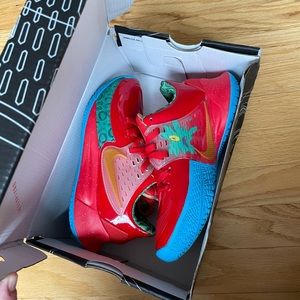 Nike Kyrie low 2 - Mr. Krabs - size 5 youth
